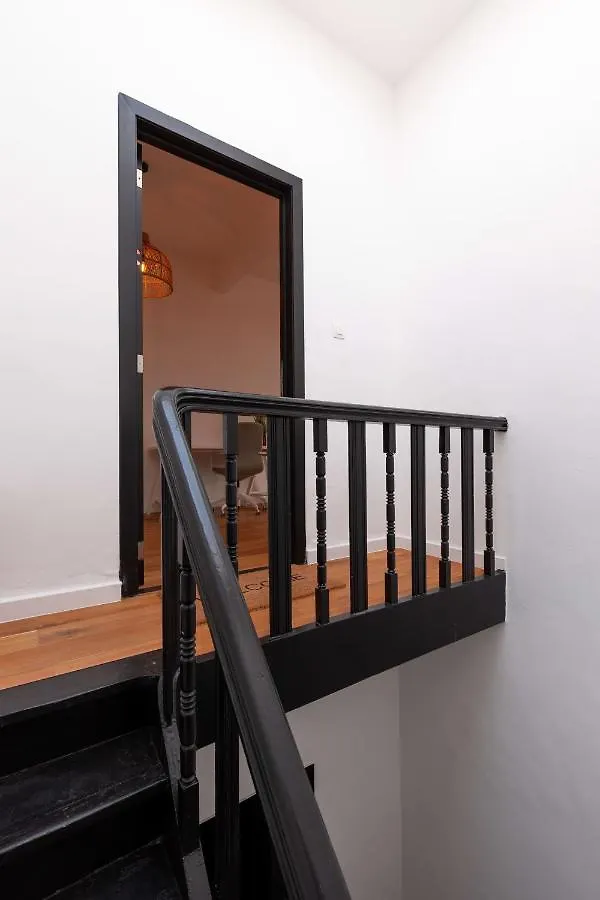 Super Cozy 2 Bedroom Apt Near Antwerp Station 0*,